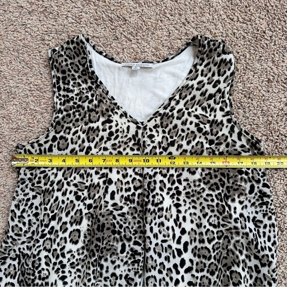 GREEN ENVELOPE LA Flowy Leopard Print‎ Asymmetrical Sleeveless Mob Wife Blouse M - Picture 10 of 12